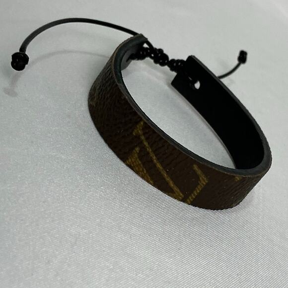 Louis Vuitton Monogram Canvas Slide Leather Bracelet - Picture 1 of 6
